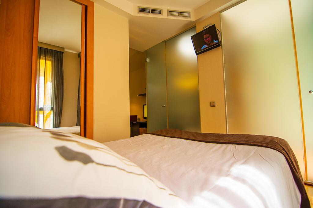 Dream Suites & Apartaments Almeria Bagian luar foto