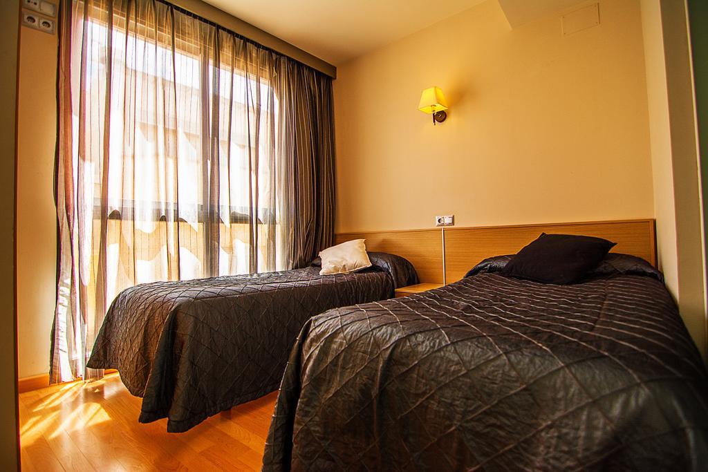 Dream Suites & Apartaments Almeria Bagian luar foto