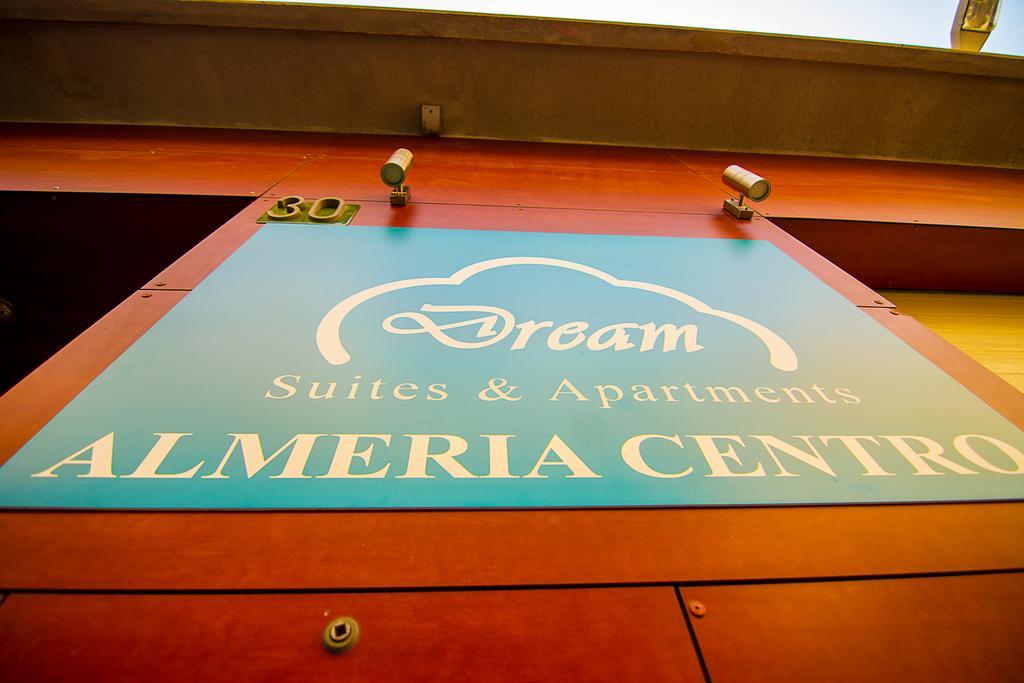 Dream Suites & Apartaments Almeria Bagian luar foto