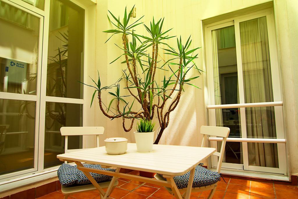 Dream Suites & Apartaments Almeria Bagian luar foto